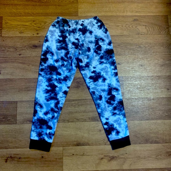 Girls soft velvet sweats - Picture 2 of 2
